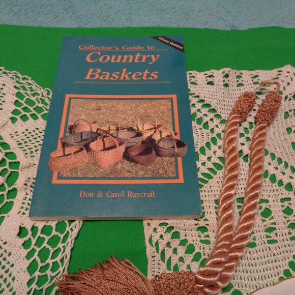 VINTAGE TEA CUP SAUCER OLD DOILYS COUNTRY BASKETS BOOK PILLOW SHAM ETC. … - Picture 6 of 11